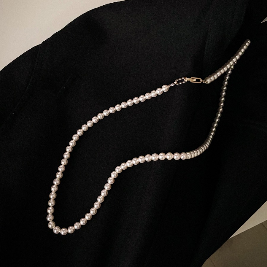 AGNES PEARL NECKLACE